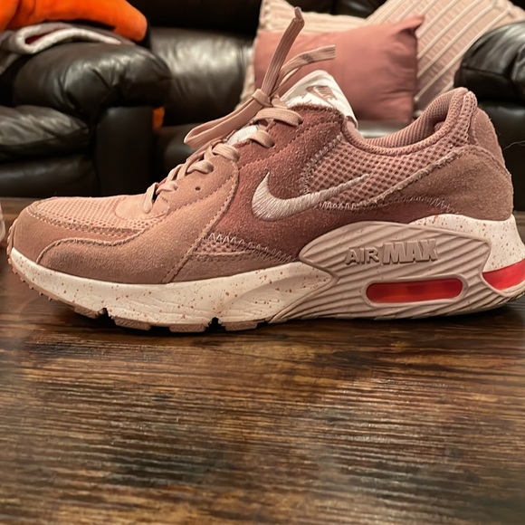 Air Max women’s size 9 - Picture 2 of 4